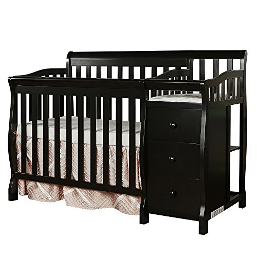 Dream on Me Jayden 4-in-1 Mini Convertible Crib And Changer