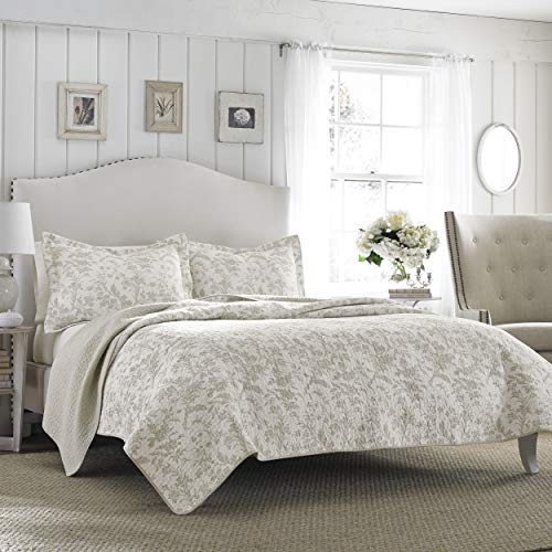 Laura Ashley | Amberley Collection | Quilt Set-Ultra Soft All Season Bedding, Reversible Stylish Bedspread with Matching Sham(s), King, Biscuit
