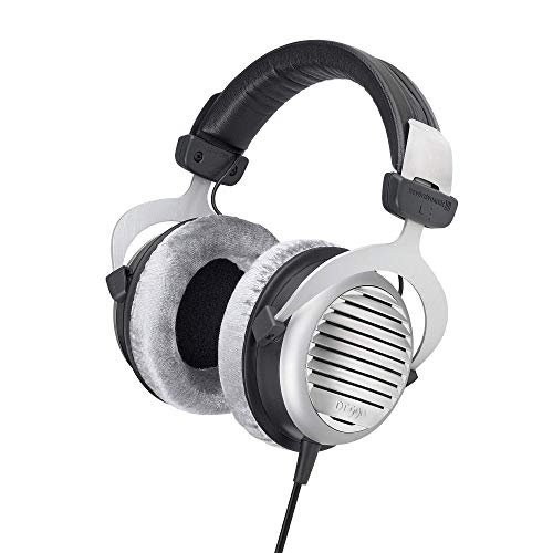 BeyerDynamic DT 990 Edition 600 Ohm Over-Ear-Stereo Headphones. Open design, wired, high-end for use with headphone amplifiers